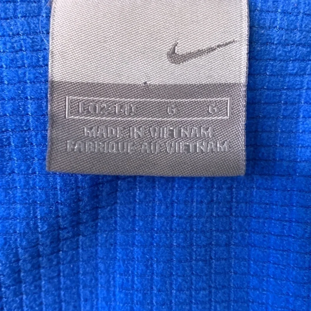 Nike Snap Front Kids Jacket, Size L(12-14), Black With Blue Trim& Lining.